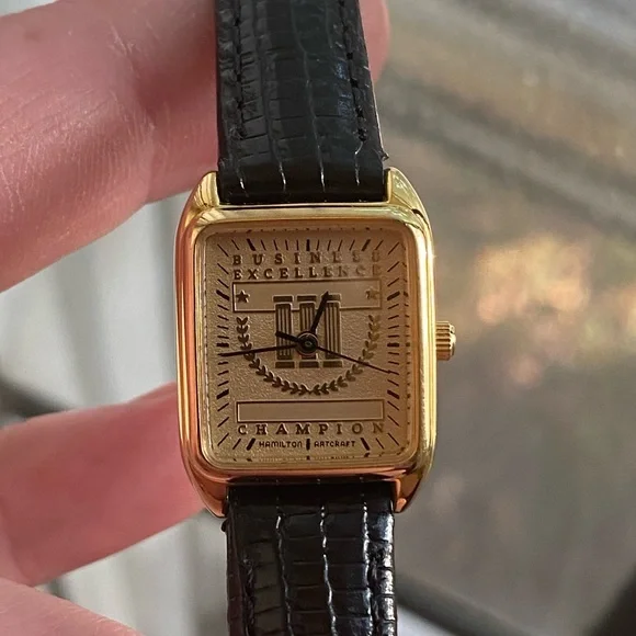 Vintage 1992 Womans Hamilton watch. - Picture 6 of 12
